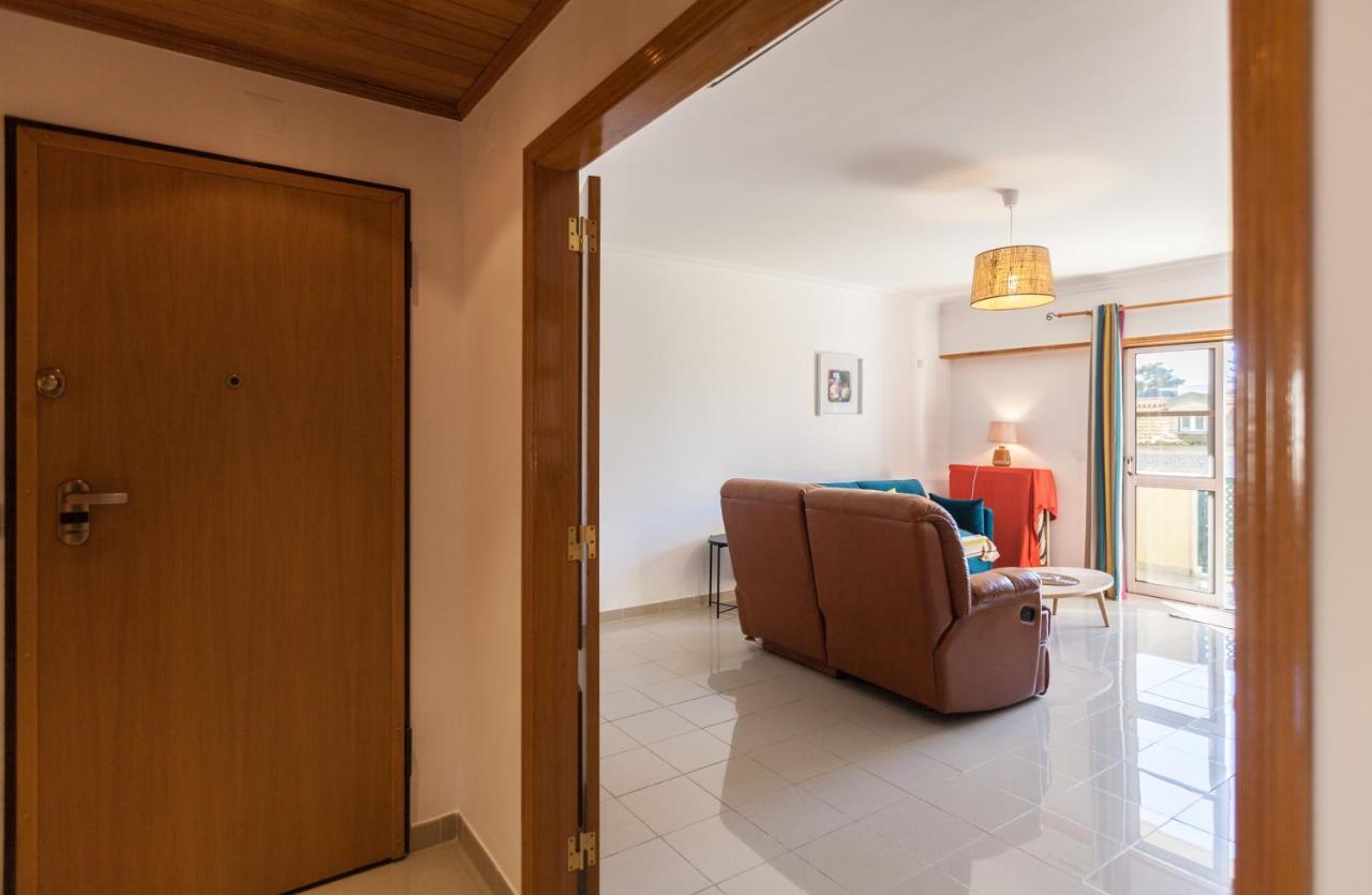Flh Parede Family Flat With Balcony Buitenkant foto