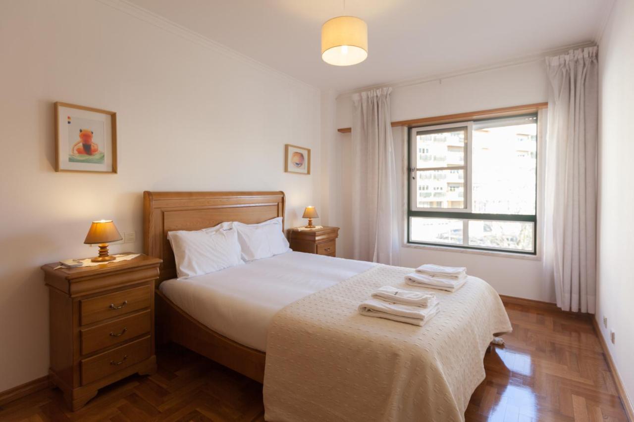 Flh Parede Family Flat With Balcony Buitenkant foto