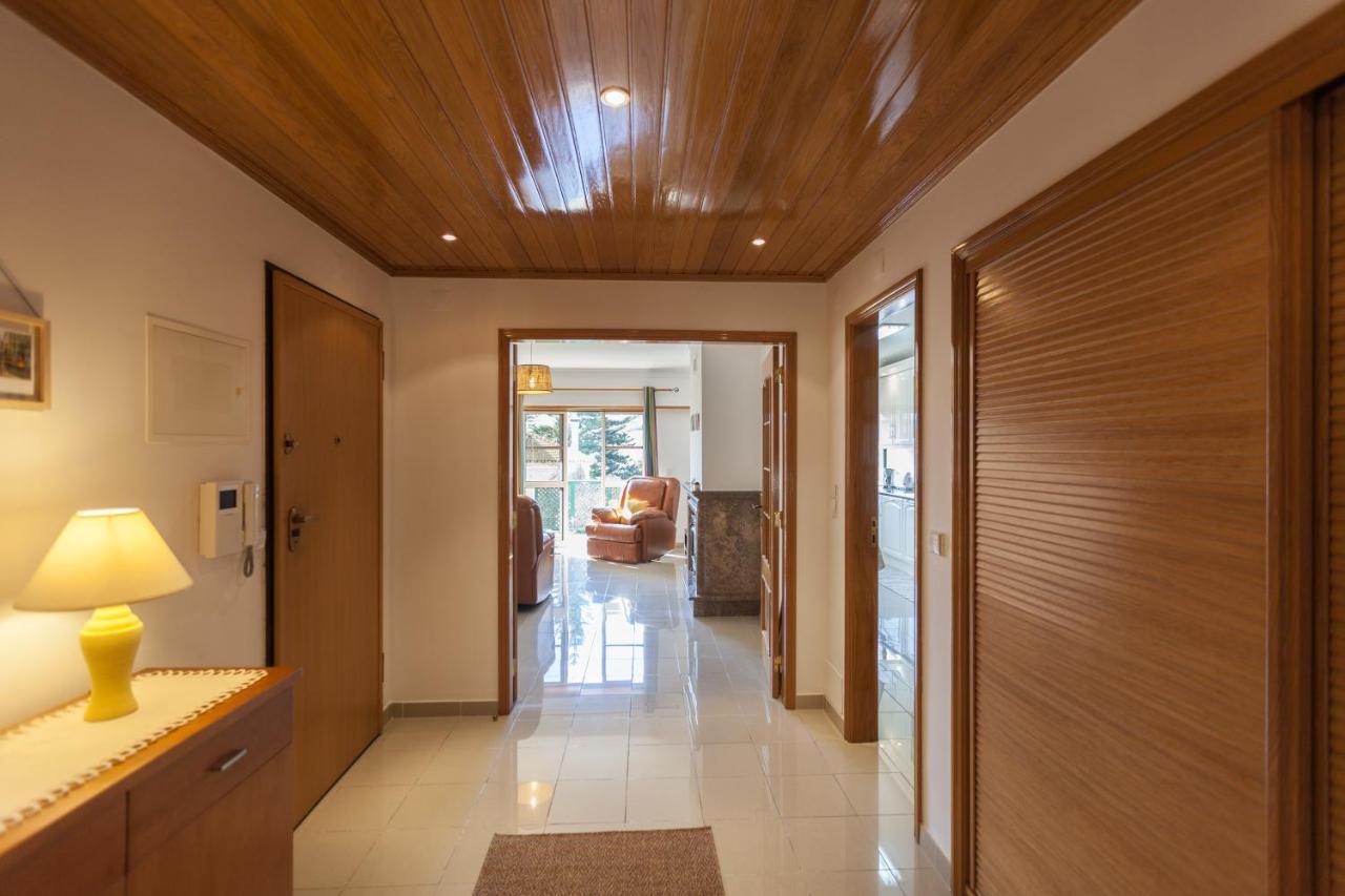 Flh Parede Family Flat With Balcony Buitenkant foto