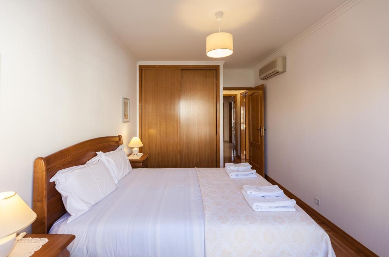 Flh Parede Family Flat With Balcony Buitenkant foto