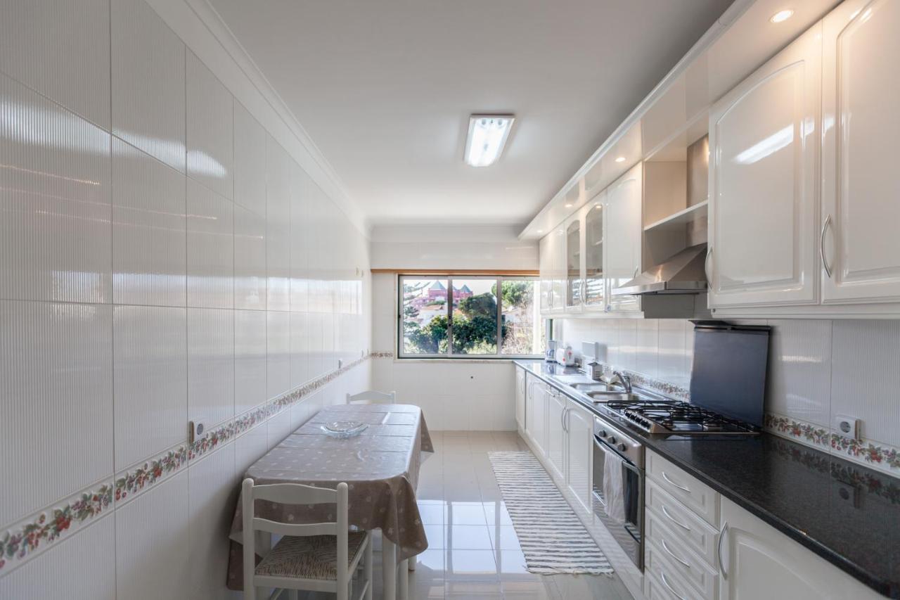 Flh Parede Family Flat With Balcony Buitenkant foto